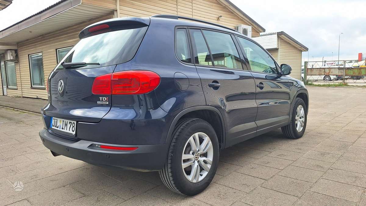 Volkswagen Tiguan 2011 — photo 48