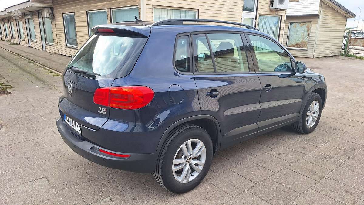 Volkswagen Tiguan 2011 — photo 7