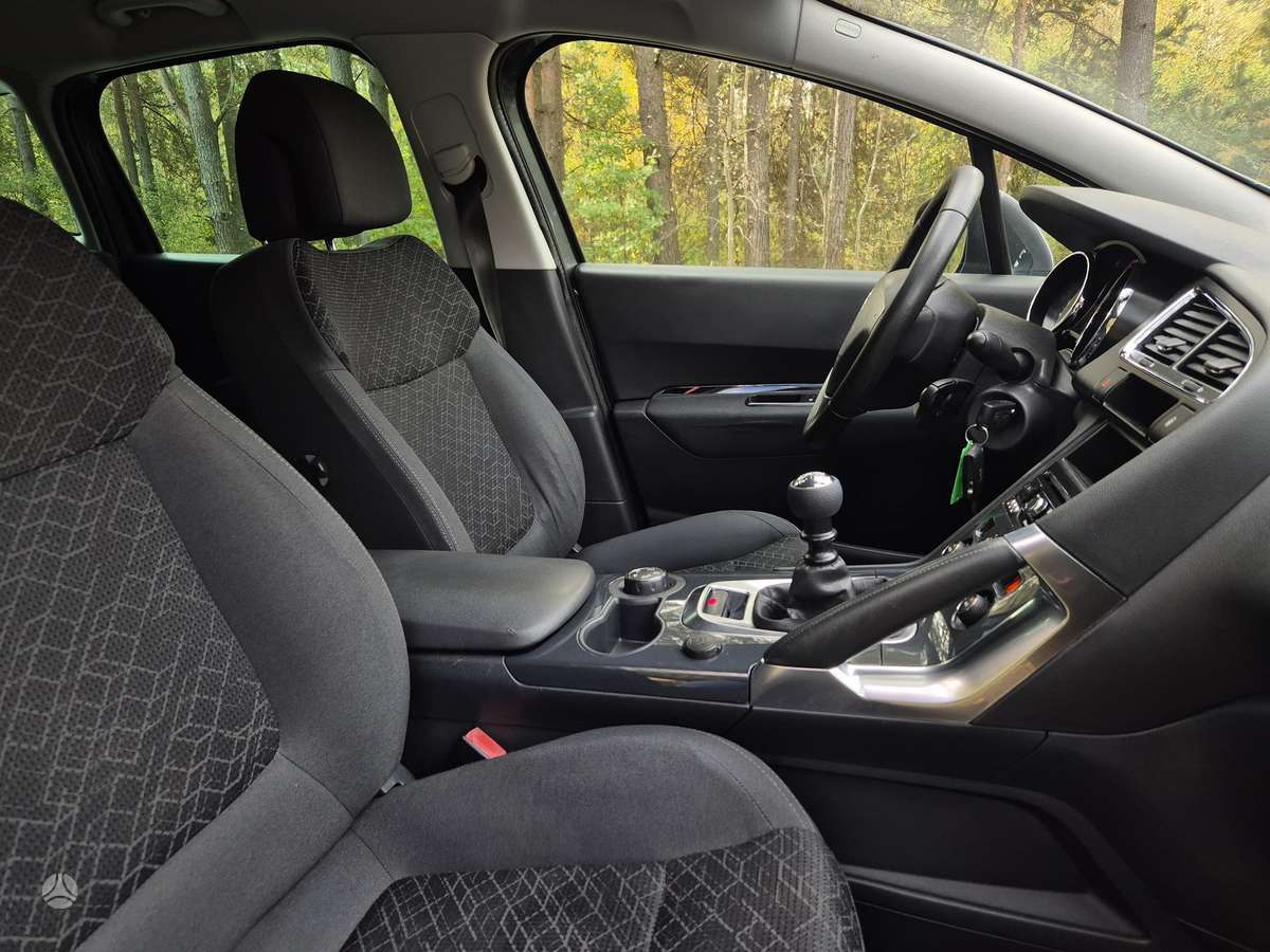 Peugeot 3008 2015 — photo 9