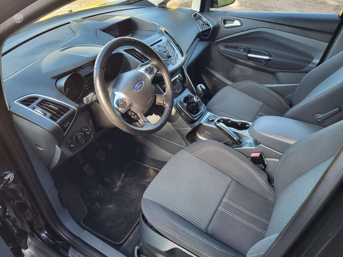 Ford C-MAX 2014 — photo 11