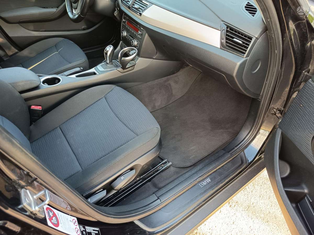 BMW X1 2014 — фото 10