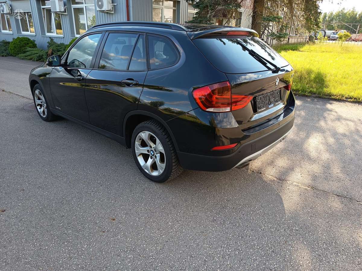 BMW X1 2014 — двигун 2000 cm³, 143 HP (105kW)