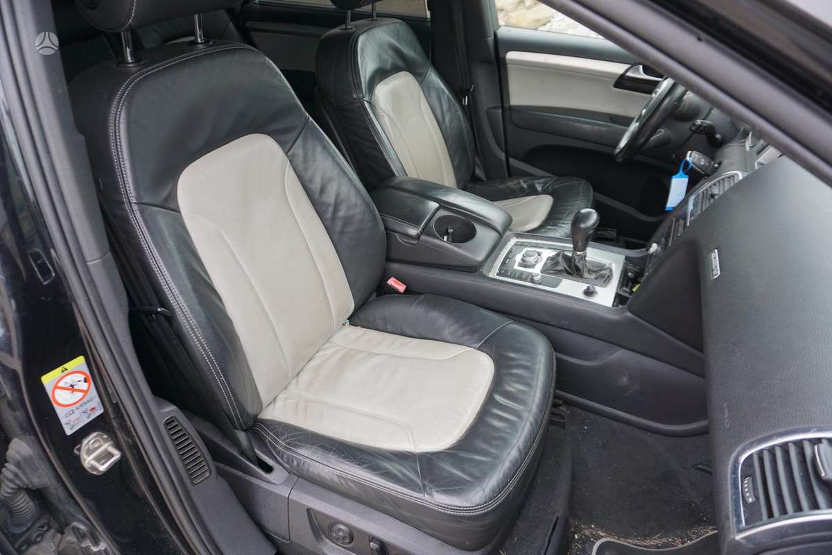 Audi Q7 2008 — photo 10