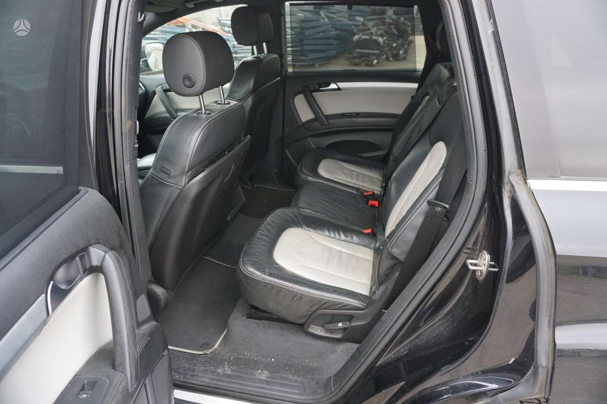 Audi Q7 2008 — photo 13