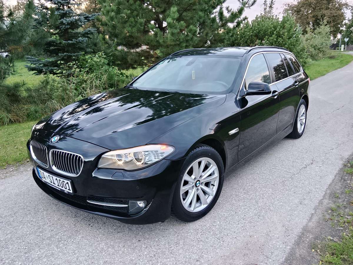 BMW 520 2011 — photo 10
