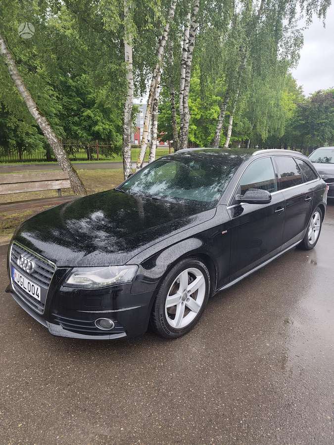 Audi A4, 2010