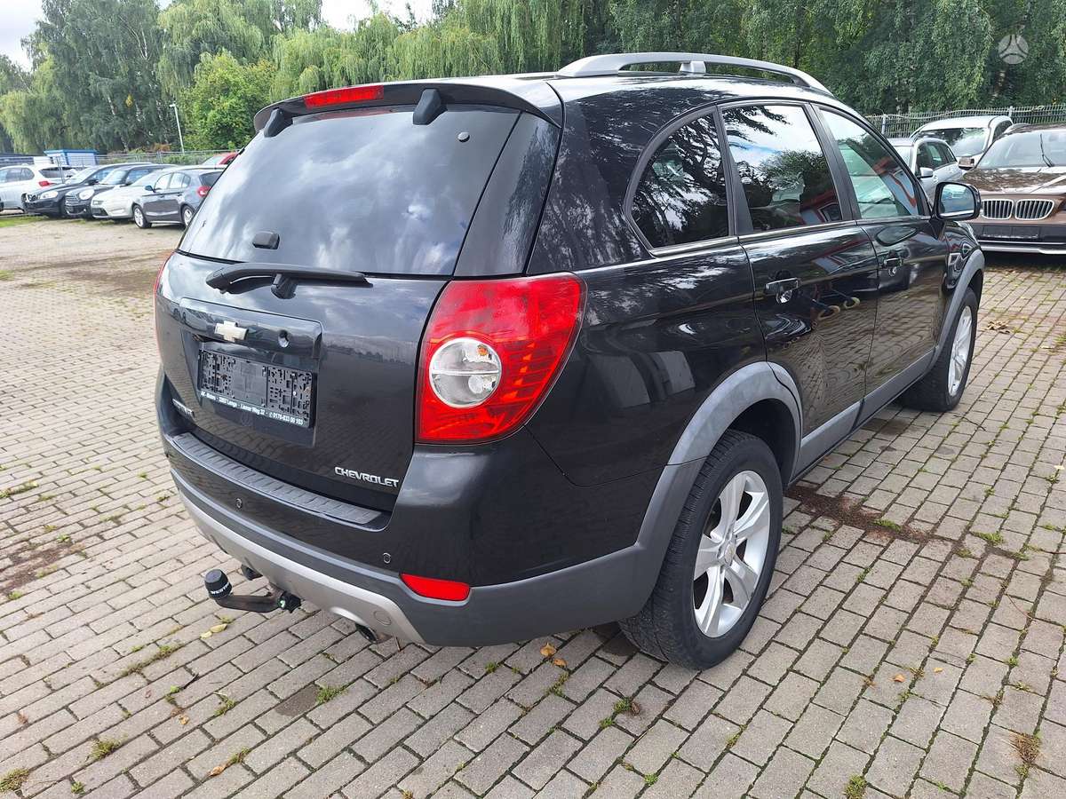 Chevrolet Captiva 2011 — photo 8