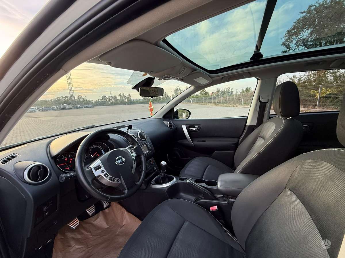 Nissan Qashqai 2012 — photo 11