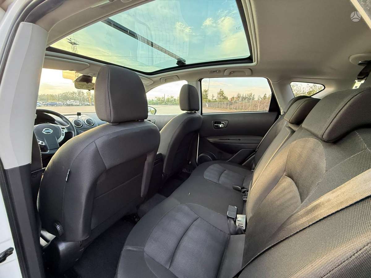 Nissan Qashqai 2012 — photo 12
