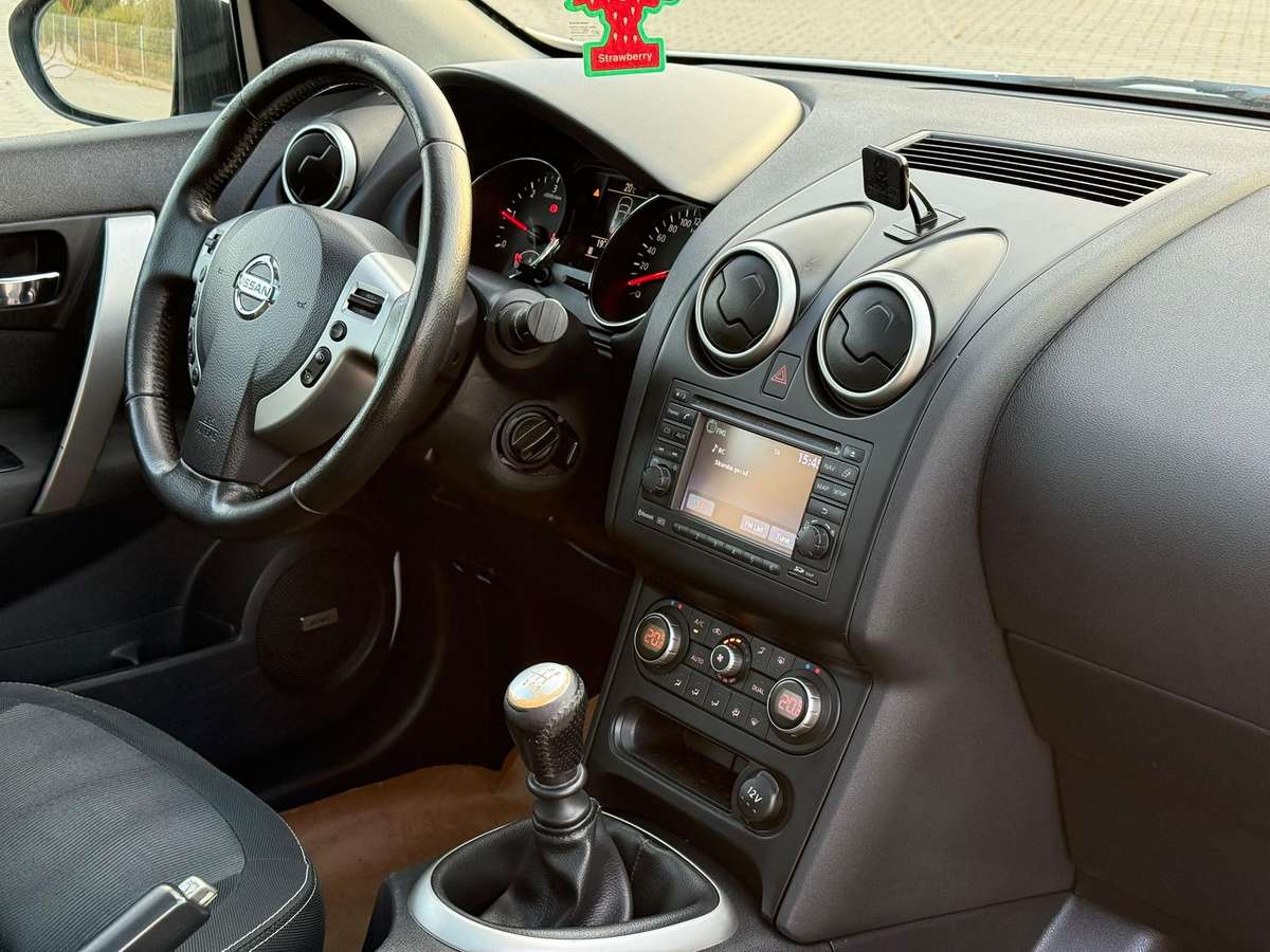 Nissan Qashqai 2012 — photo 7