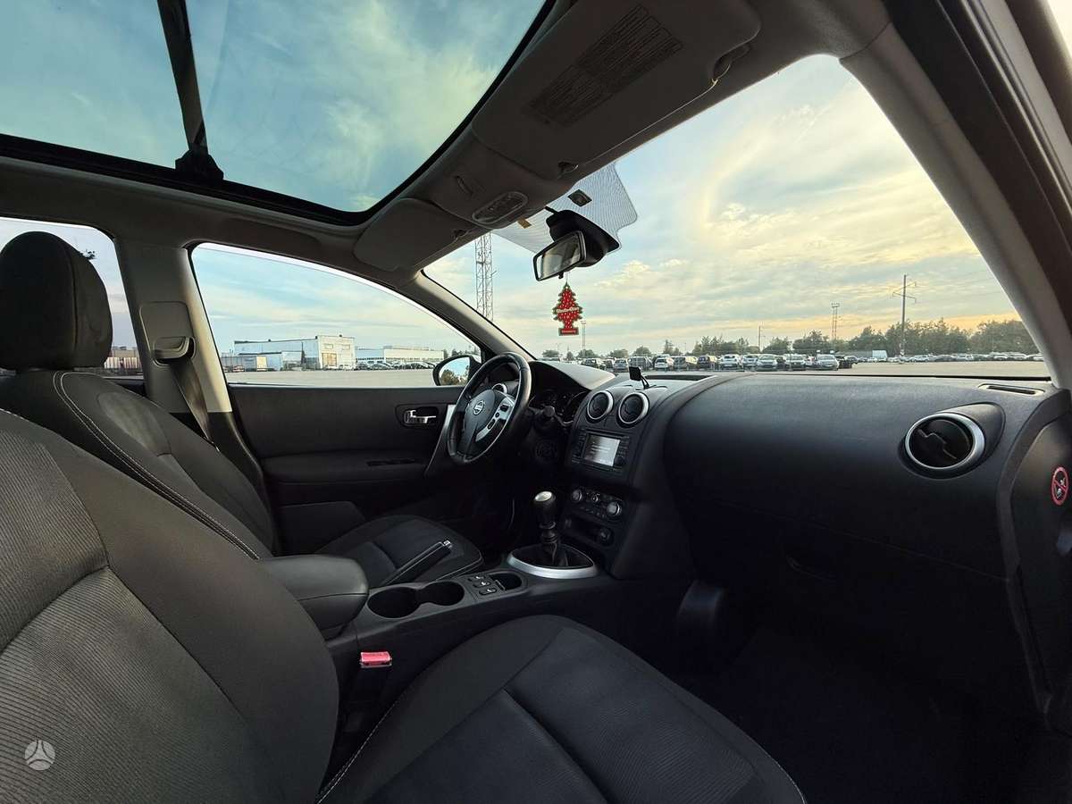 Nissan Qashqai 2012 — photo 8