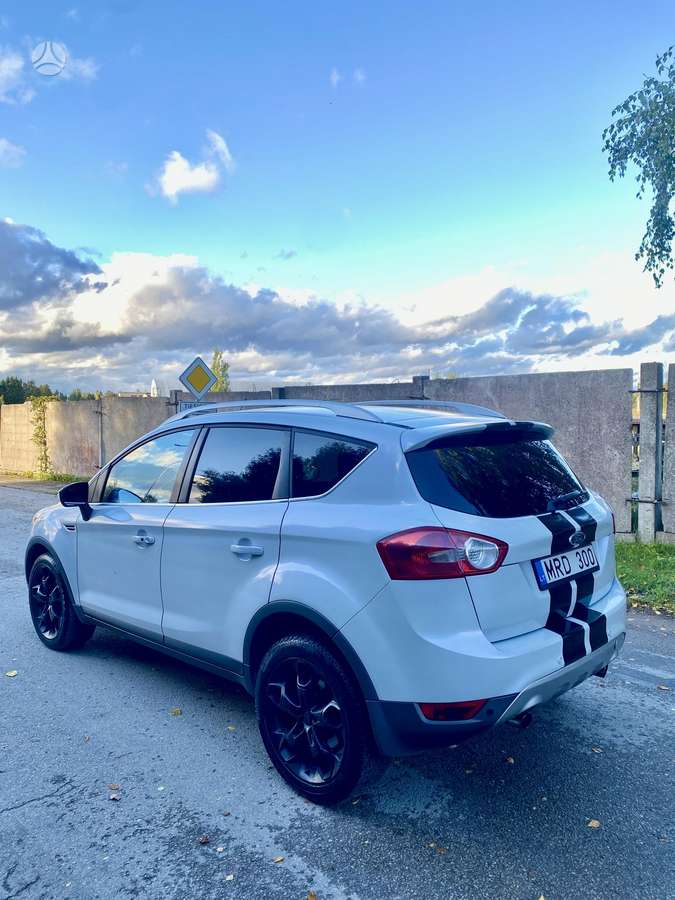 Ford Kuga 2010 — двигун 1997 cm³, 136 HP (100kW)