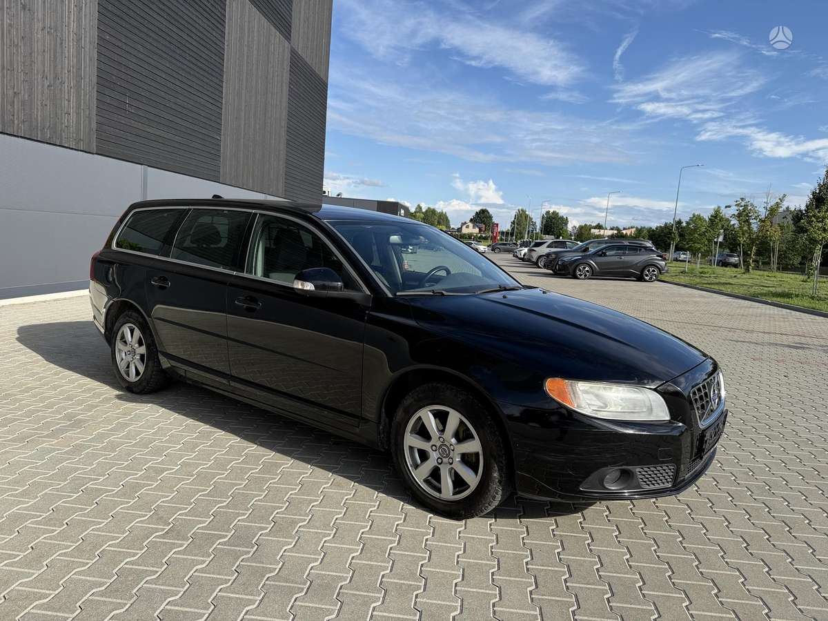 Volvo V70 2011 — engine 1984 cm³, 163 HP (120kW)