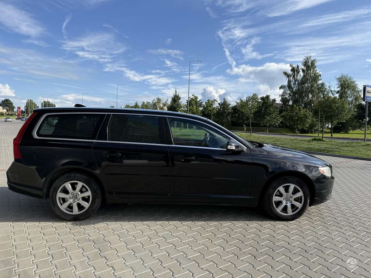 Volvo V70 2011 — photo 5