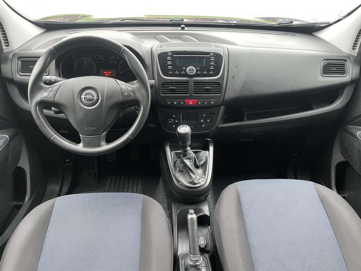 Opel Combo 2015 — фото 11