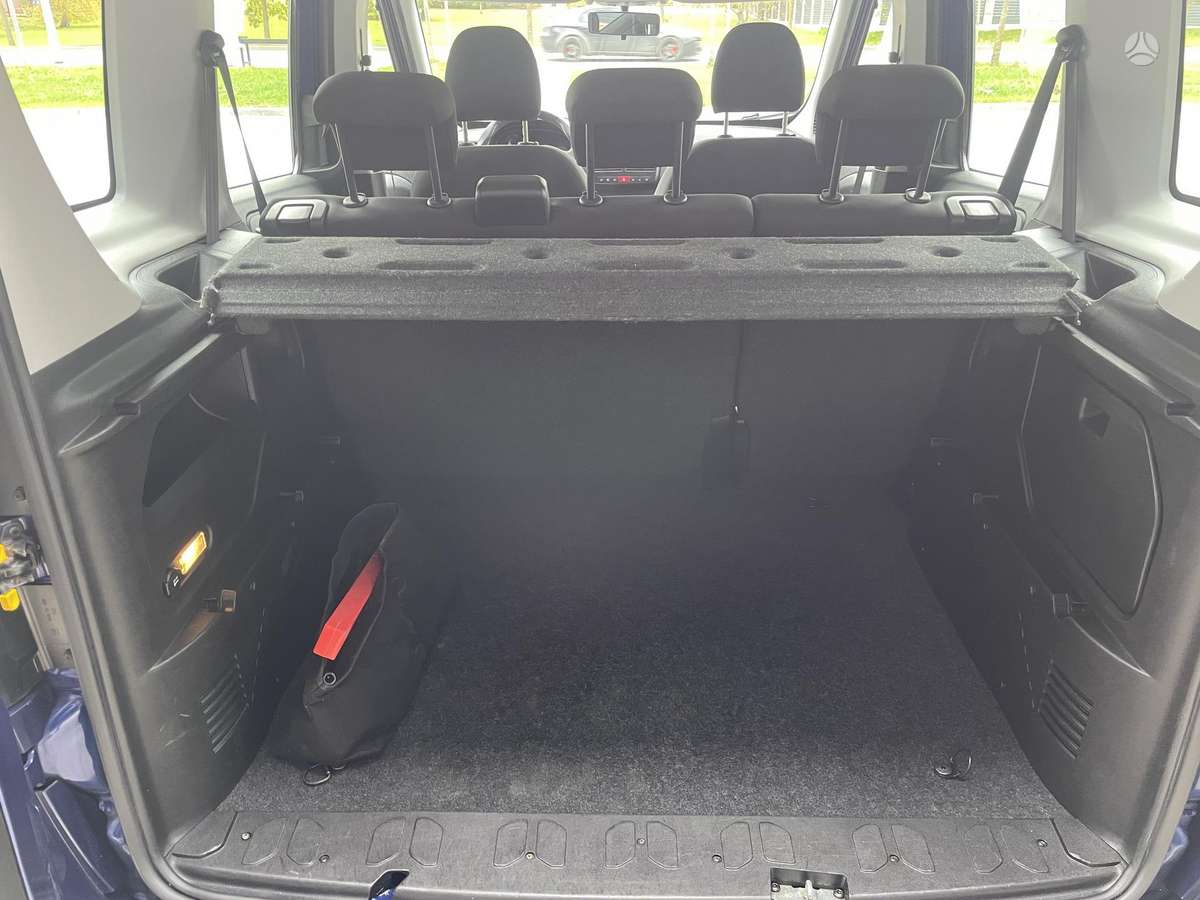 Opel Combo 2015 — фото 17
