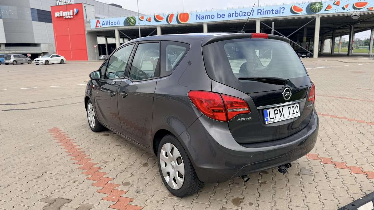 Opel Meriva 2011 — photo 7