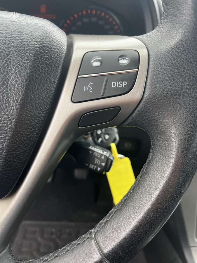 Toyota Avensis 2009 — photo 28