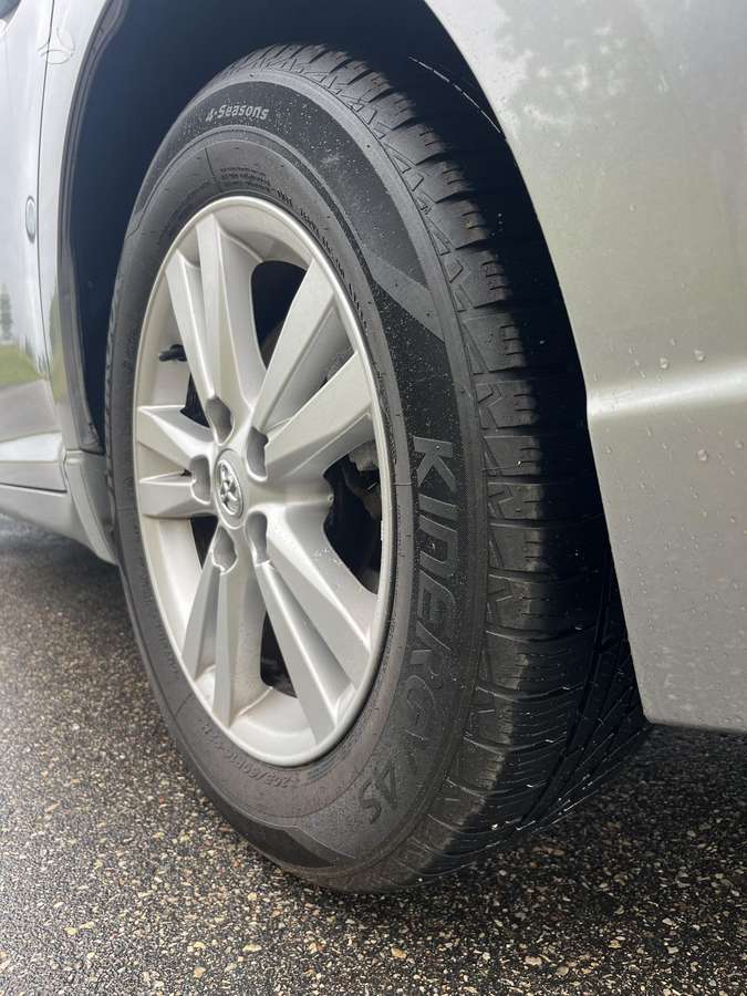 Toyota Avensis 2009 — photo 9