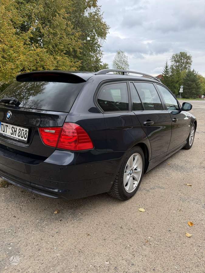 BMW 320 2008 — photo 9