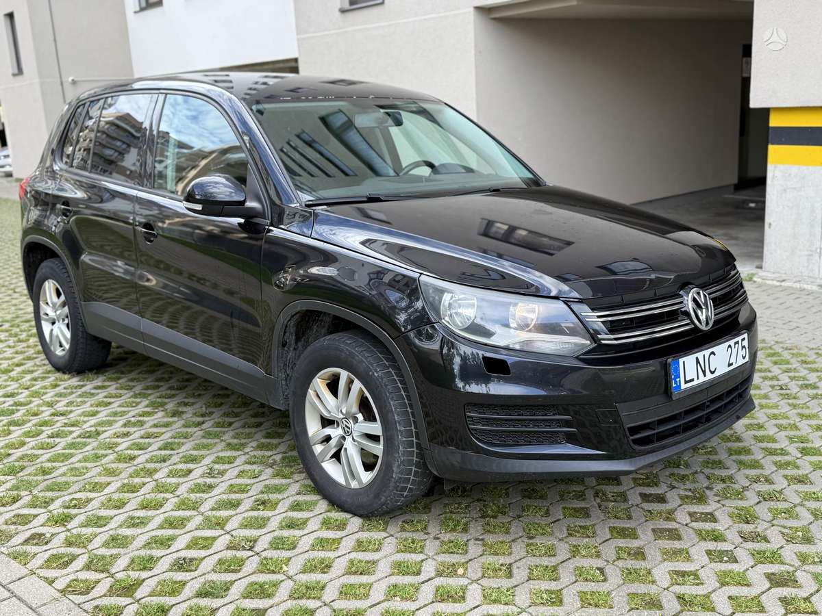 Volkswagen Tiguan 2013 — interior