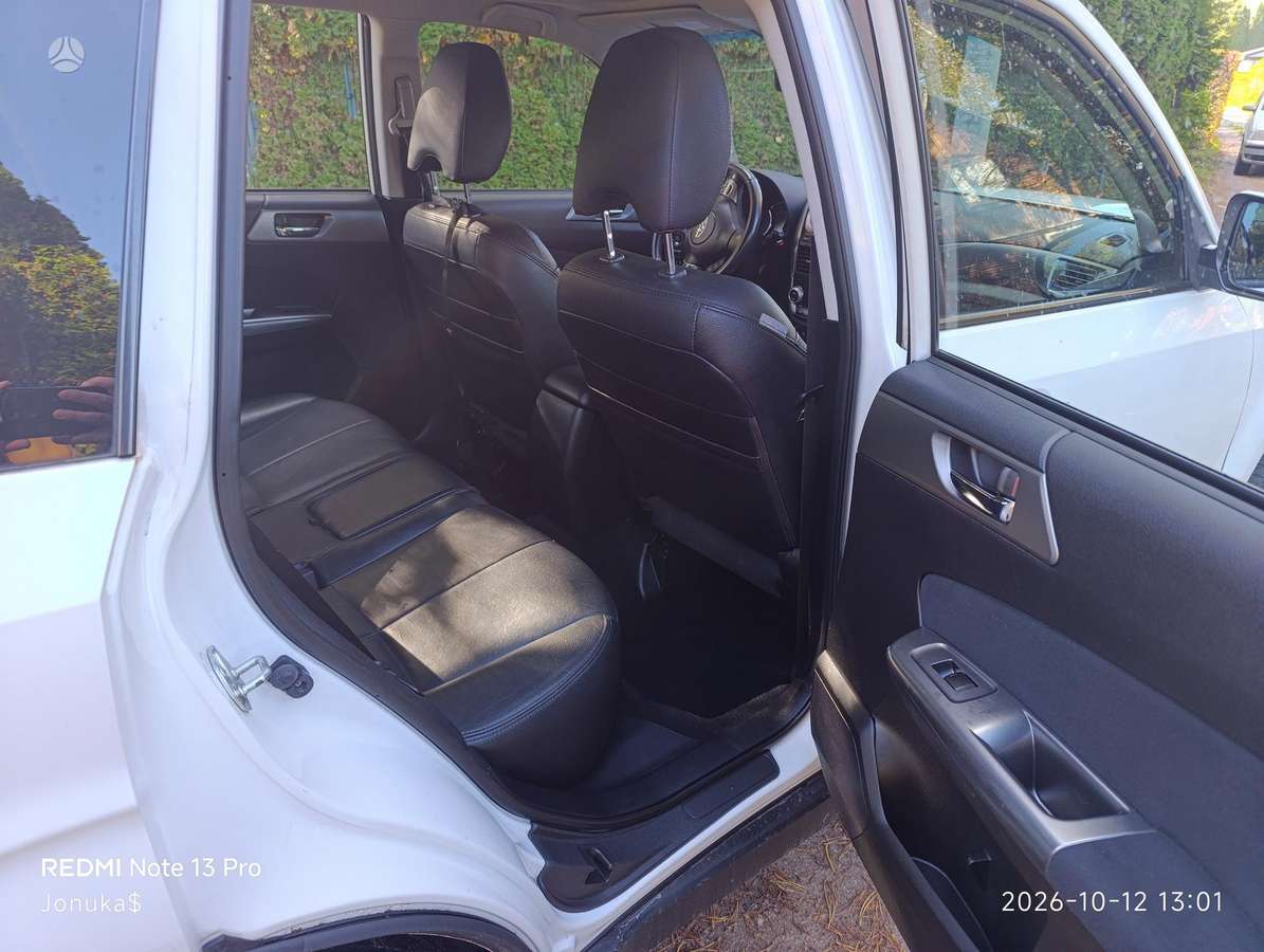 Subaru Forester 2012 — photo 6