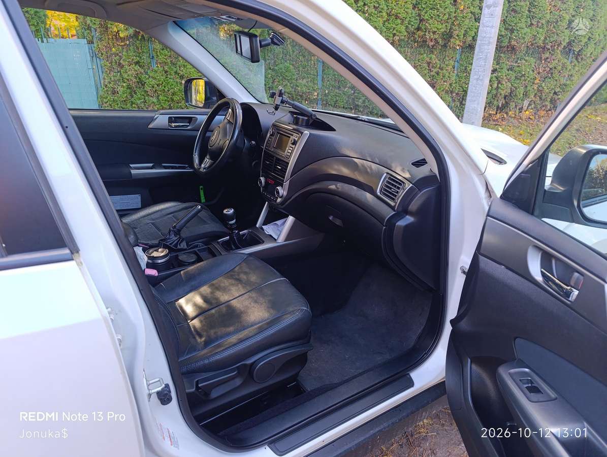 Subaru Forester 2012 — photo 7