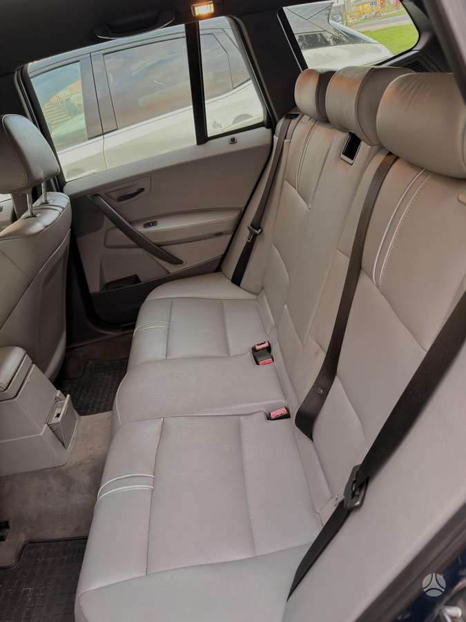 BMW X3 2004 — photo 9