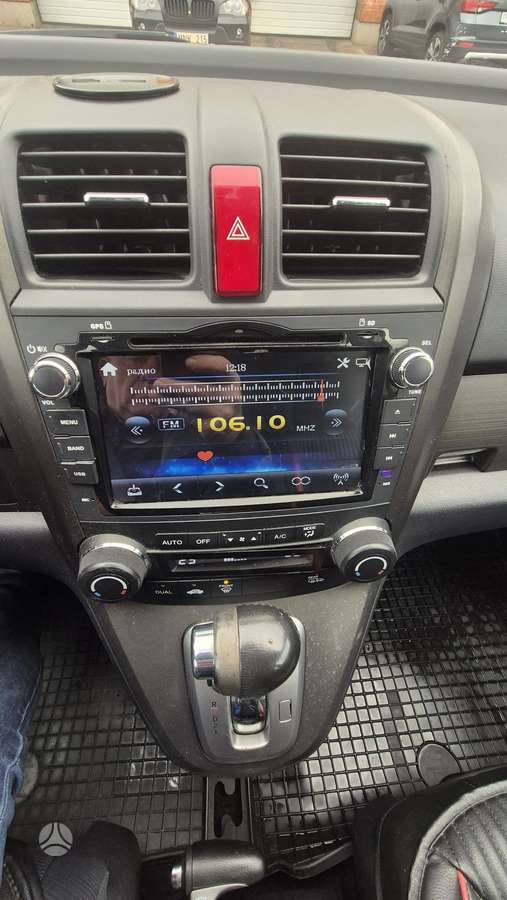 Honda CR-V 2011 — engine 1997 cm³, 150 HP (110kW)