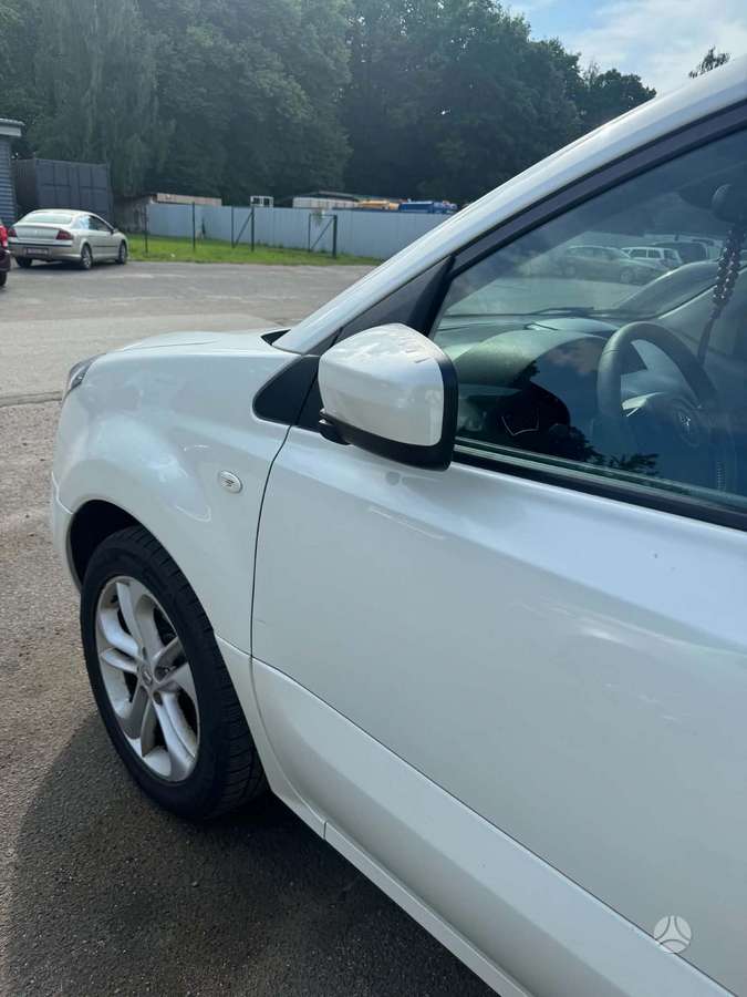 Renault Koleos 2011 — салон