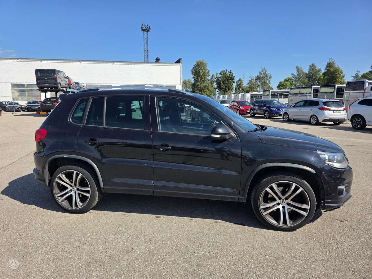 Volkswagen Tiguan 2014 — photo 11