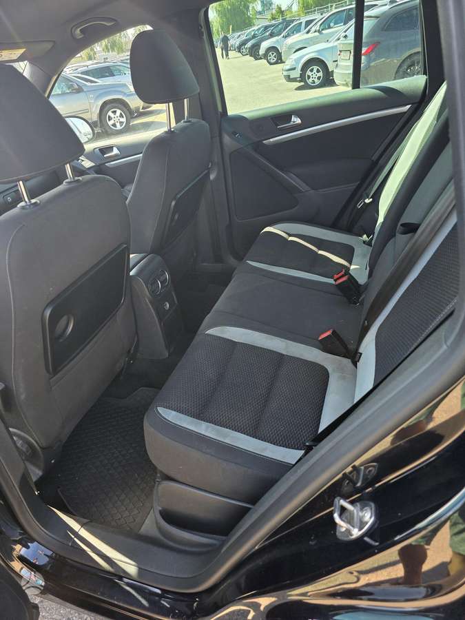 Volkswagen Tiguan 2014 — photo 19