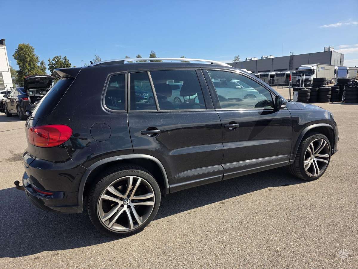 Volkswagen Tiguan 2014 — photo 9