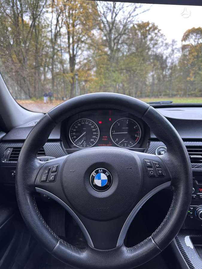 BMW 320 2012 — фото 15