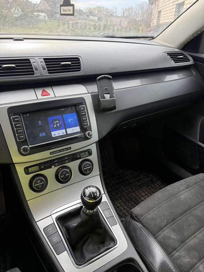 Volkswagen Passat 2006 — photo 7