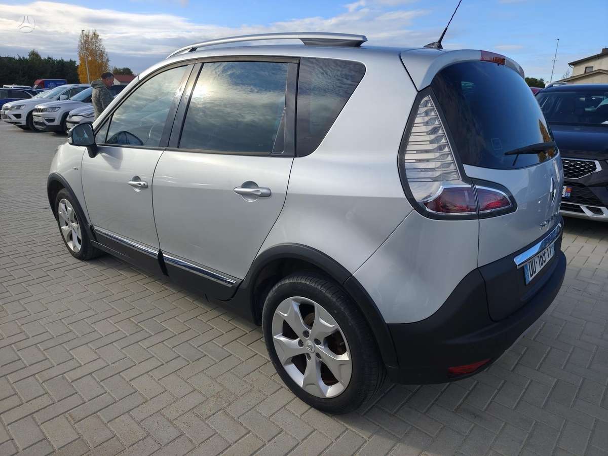 Renault Scenic 2014 — двигун 1461 cm³, 110 HP (81kW)