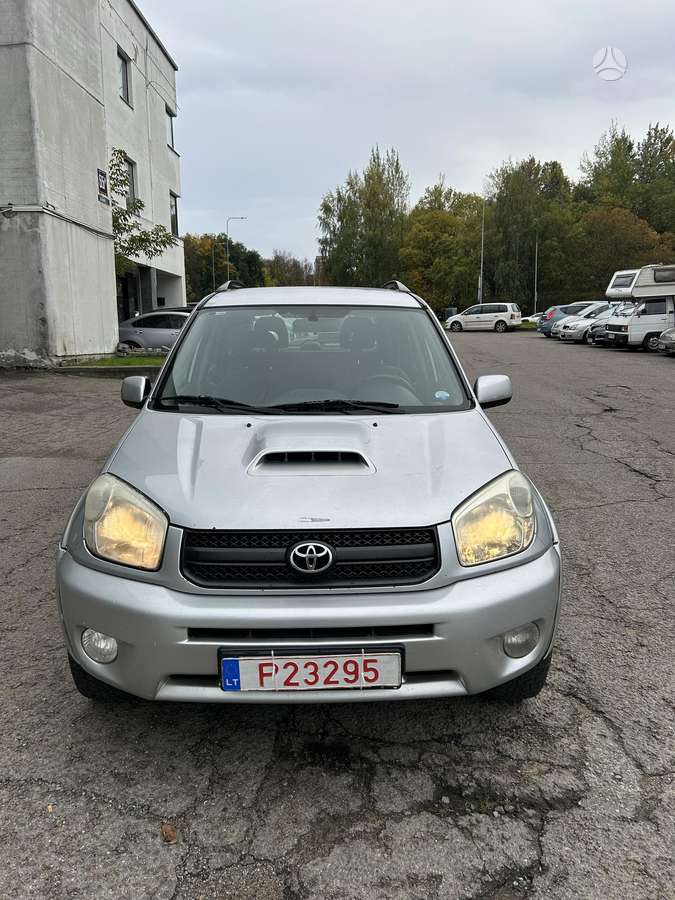 Toyota RAV4 2004 — photo 5