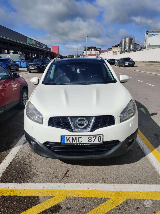 Nissan Qashqai 2011 — engine 1997 cm³, 141 HP (104kW)