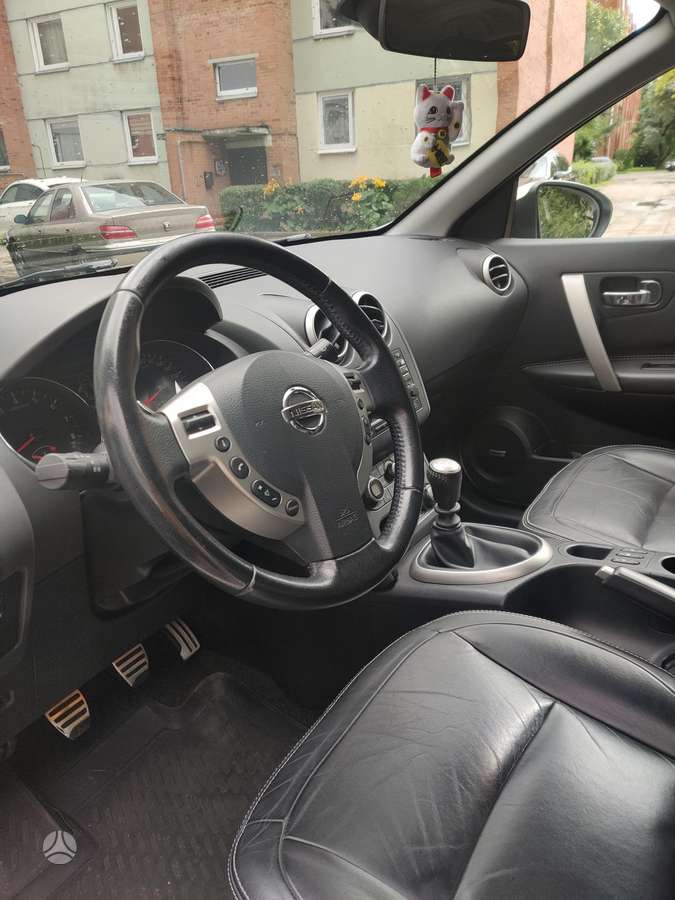 Nissan Qashqai 2011 — photo 5