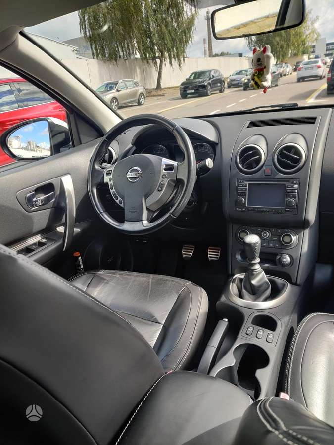 Nissan Qashqai 2011 — photo 6