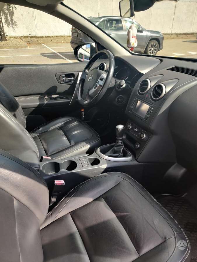 Nissan Qashqai 2011 — photo 7