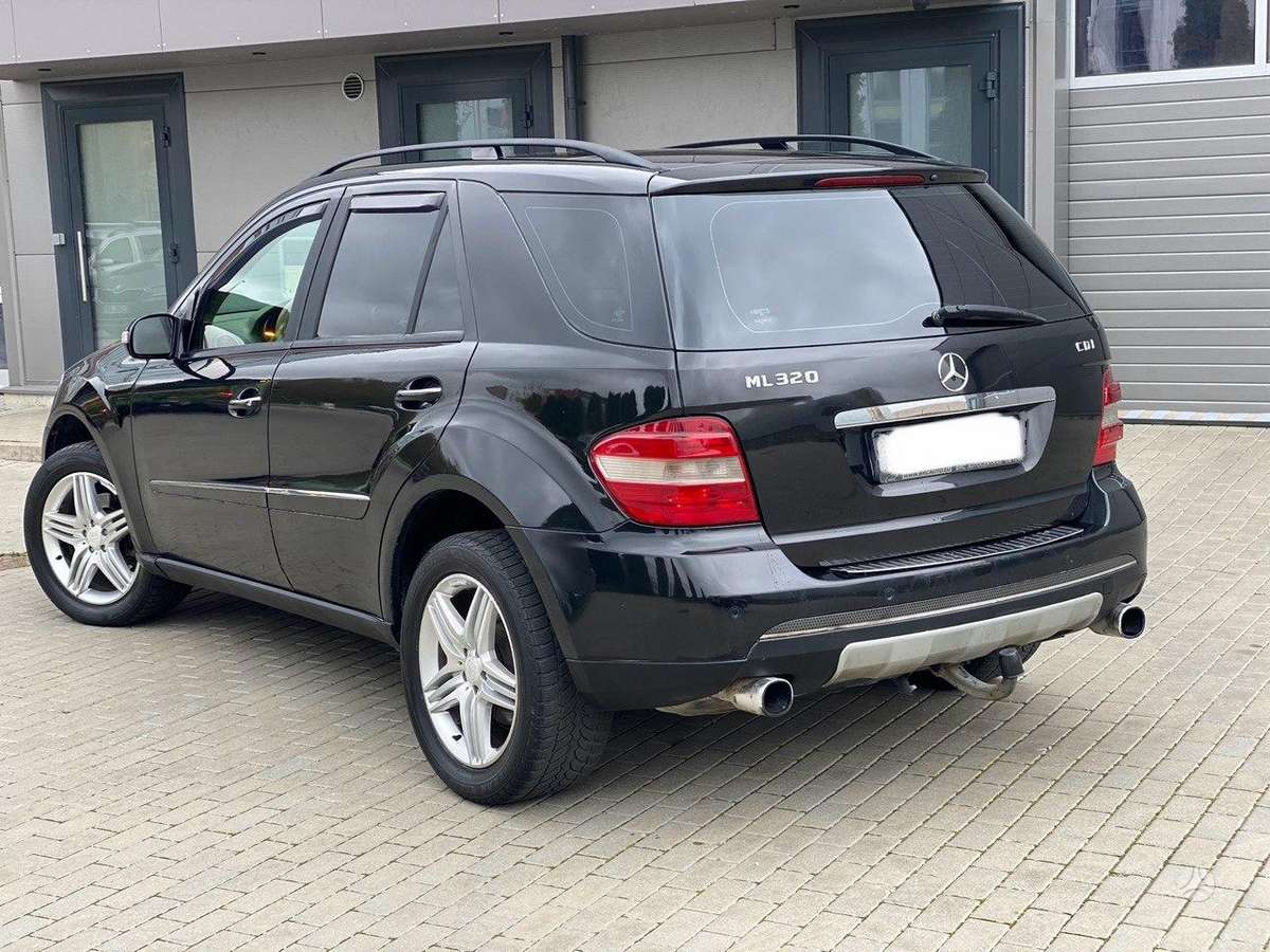 Mercedes-Benz ML320 2006 — фото 14
