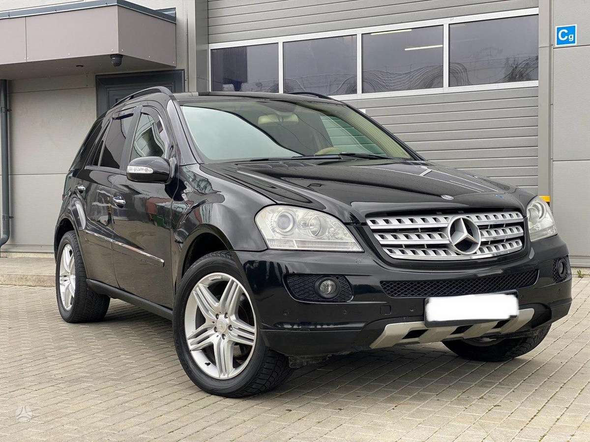Mercedes-Benz ML320 2006 — двигун 2987 cm³, 224 HP (165kW)