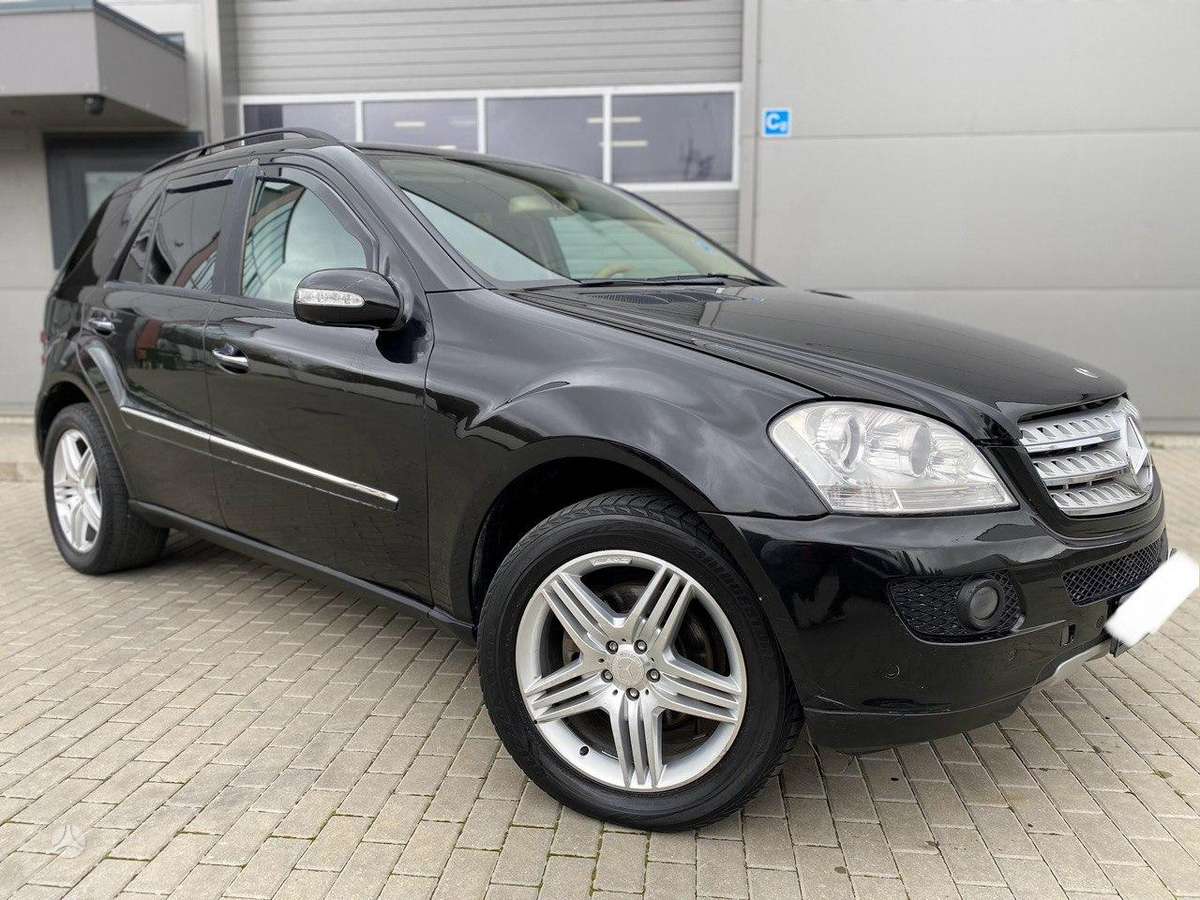 Mercedes-Benz ML320 2006 — фото 6