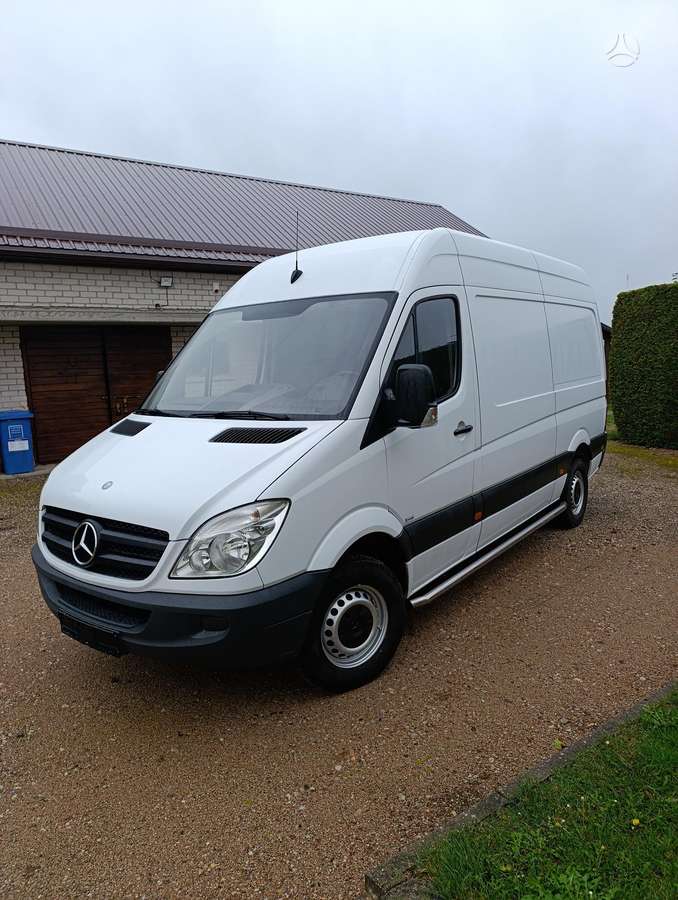 Mercedes-Benz Sprinter, 2011