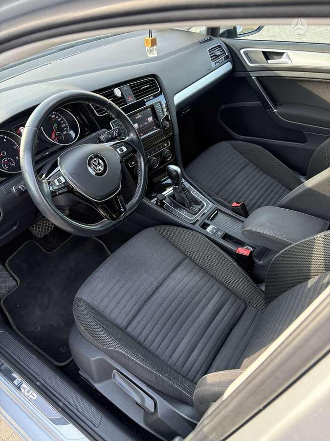 Volkswagen Golf 2014 — photo 21