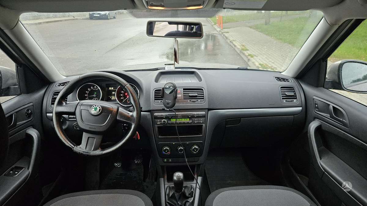 Skoda Yeti 2011 — photo 5