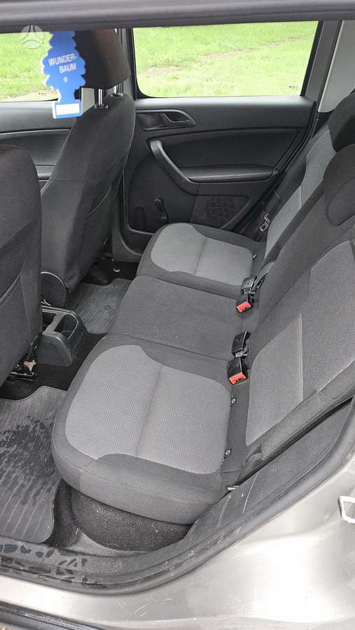 Skoda Yeti 2011 — photo 8