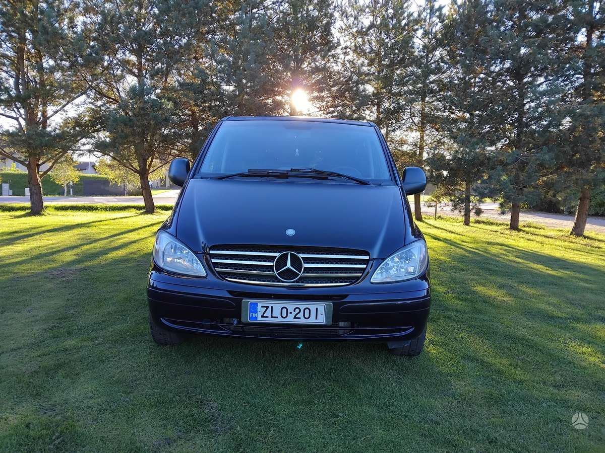 Mercedes-Benz Vito 2008 — rear view