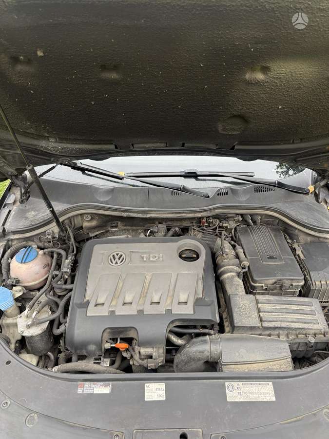 Volkswagen Passat 2012 — photo 10
